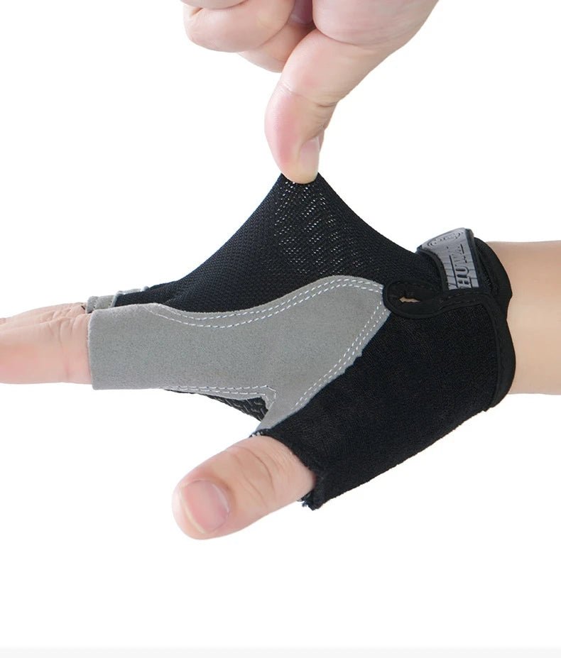 Pushing Gloves for Wheelchair Cycling Gym Fingerless - Mobility Buy